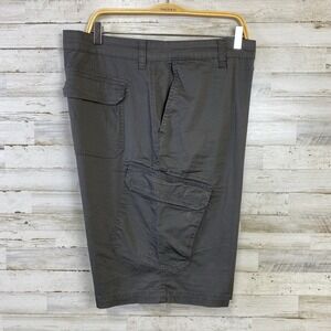UNIONBAY Cargo Shorts Men Gray 40 11.5 Inseam Pockets Lightweight Cotton Stretch